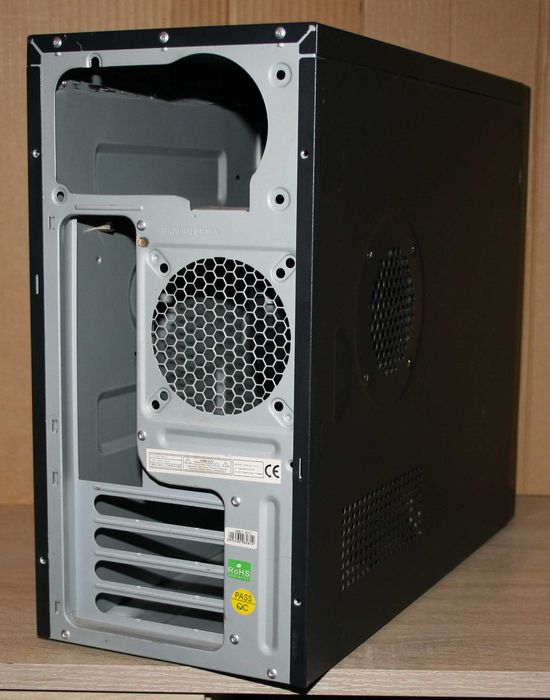 Obudowa komputerowa Modecom Debut, czarna, używana, oczyszczona