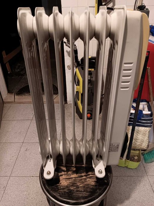 Aquecedor a óleo Jocel 1500W