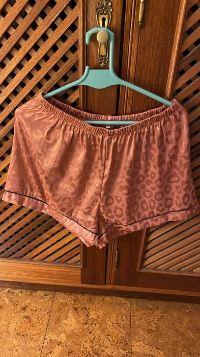 Pijama acetinado rosa XL