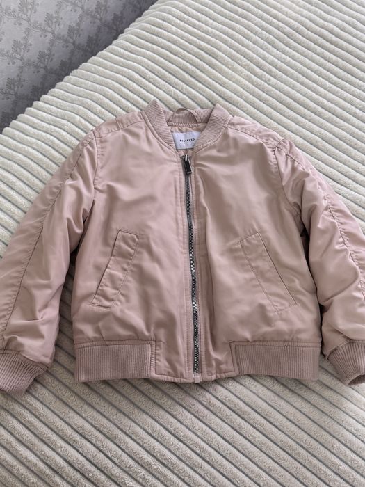 Весняні курточки  для дівчинки 116