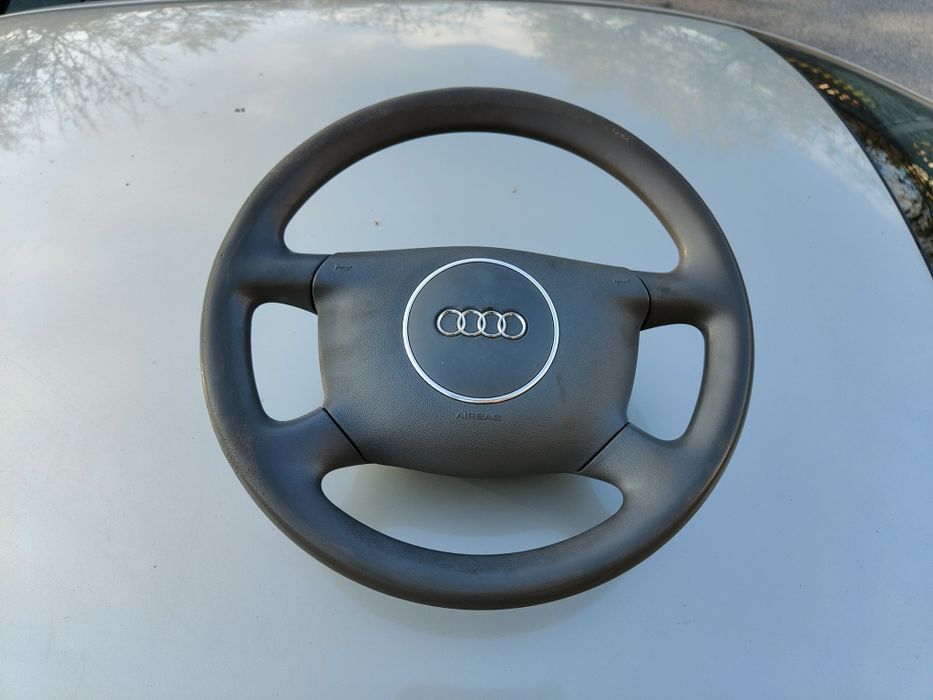 Kierownica Audi A4 B6 z poduszką szara