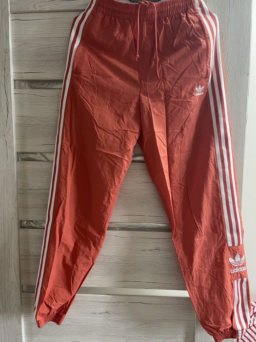 Adidas dres ubrania