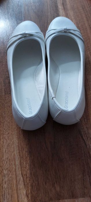 Buty białe dziewczęce komunijne