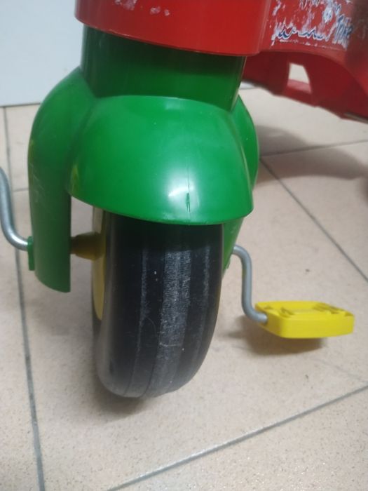 Triciclo criança