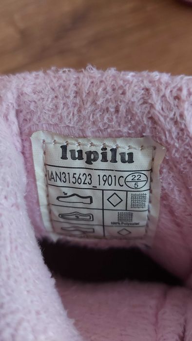 Kombinezon, rozmiar 86/92 + buty gratis