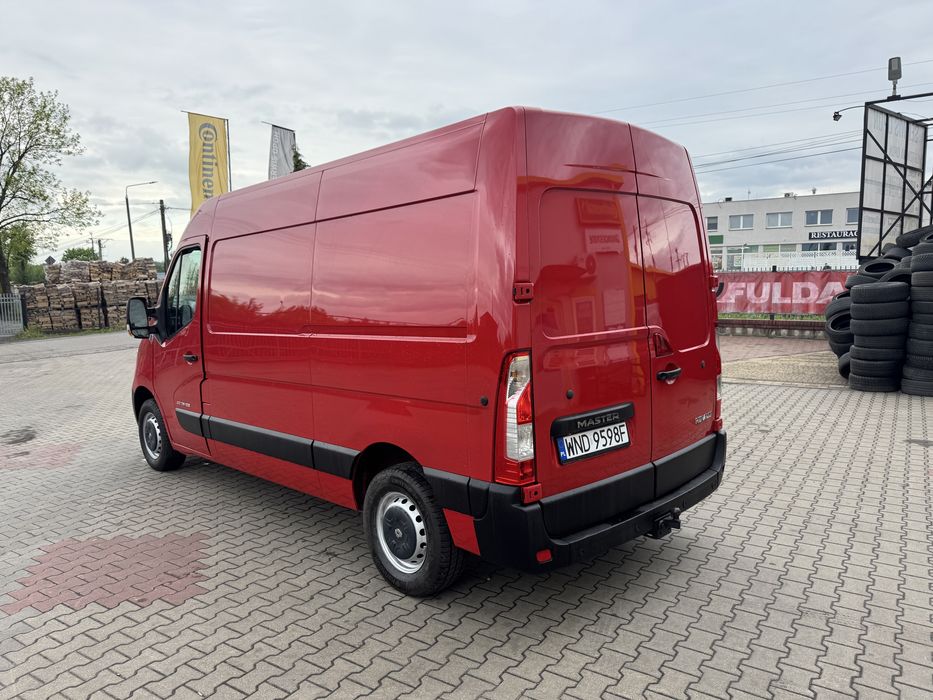 Renault Master Bardzo ładny L2H2