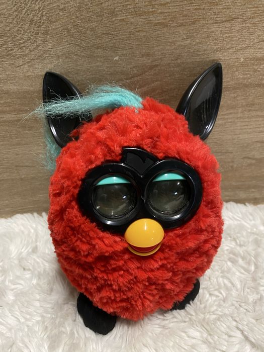 interaktywna zabawka Furby