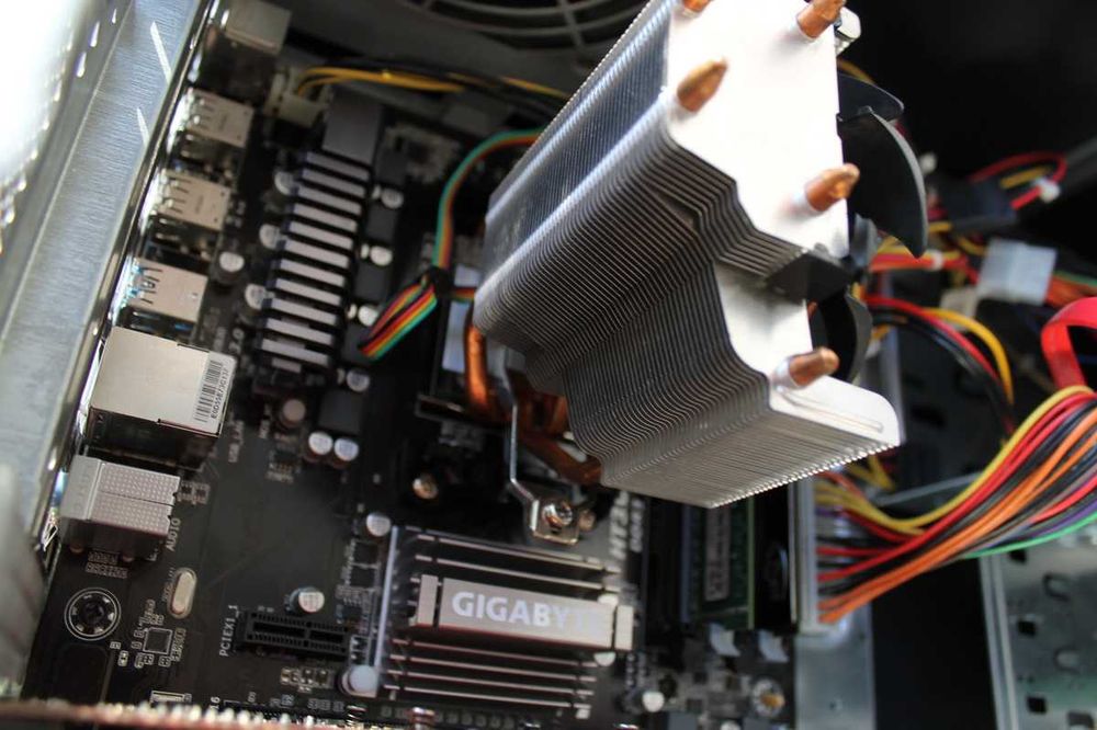 Компьютер, системный блок Gigabyte GA970a-ds3p + AMD FX 8300 DDR3 16Gb