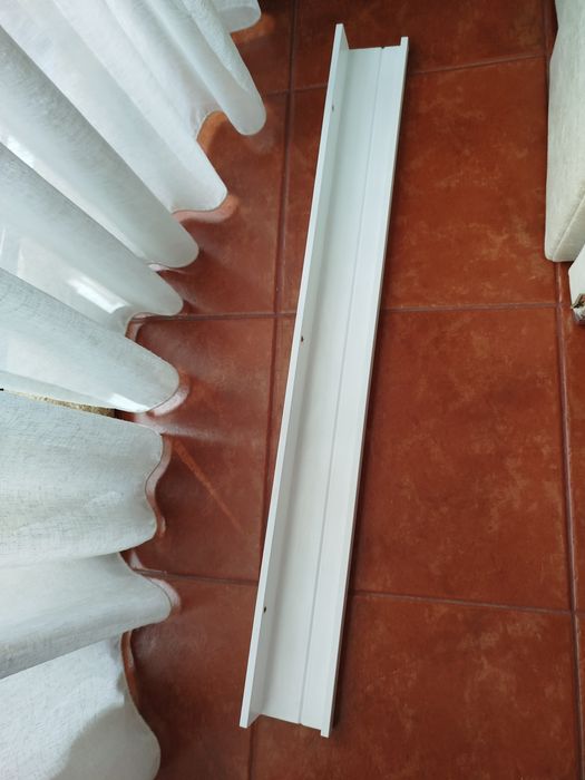 Shelf for Frames/Pictures64741310411906122