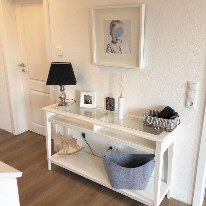 Konsola  ikea  Liartorp drewniane stolik z suzba i polkami