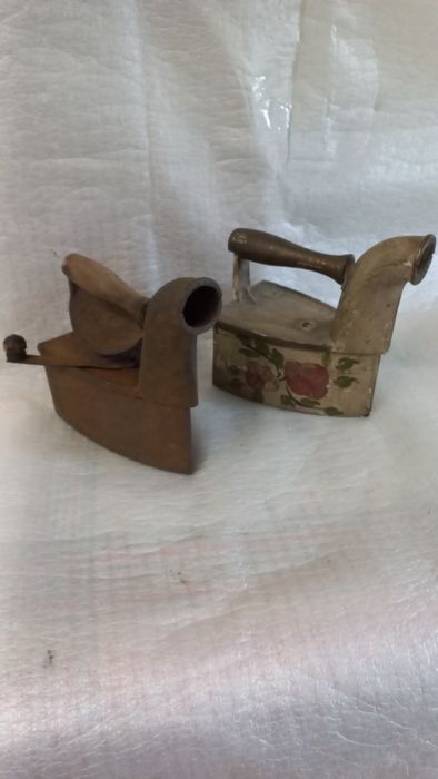 Ferros vintage lindíssimos