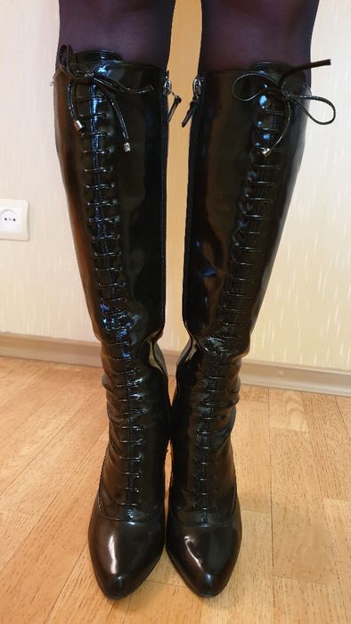 Продам итальянские сапоги р.36
