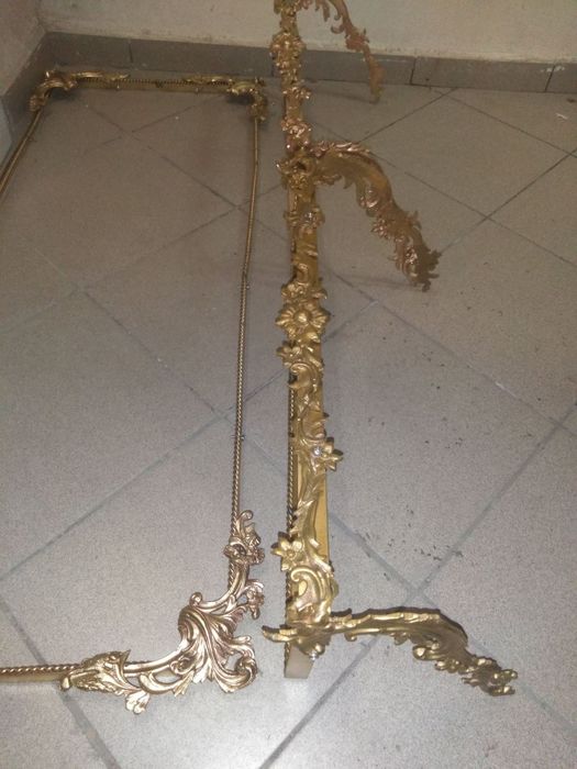 Эксклюзив! Латунные полки и рама под зеркало.