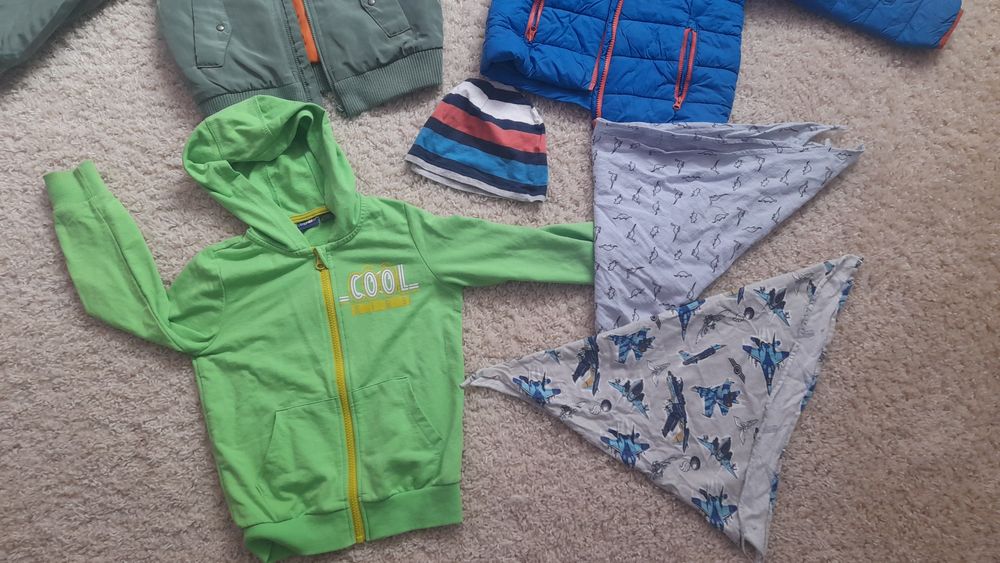 Dwie kurtki przejściowe roz. 116 + bluza