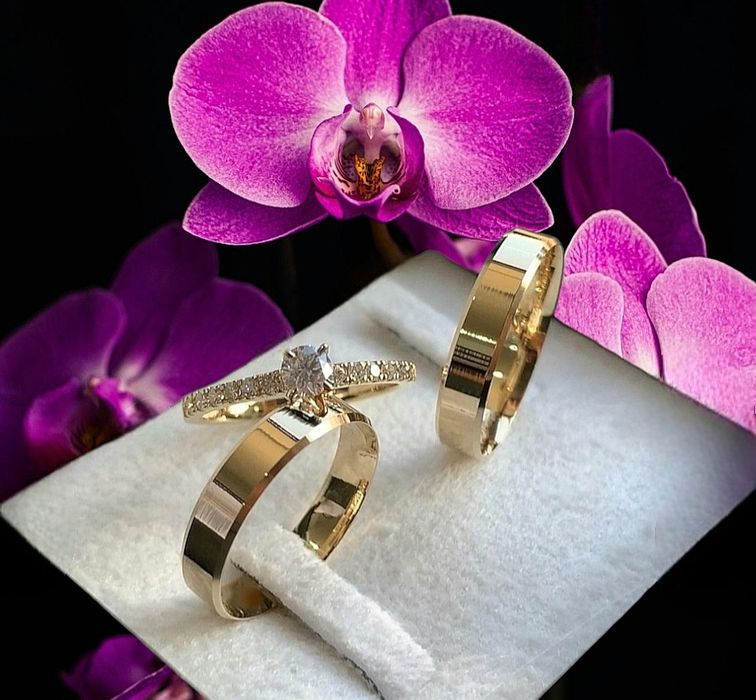 Przepiękne Złote Obrączki Ślubne z Fazą