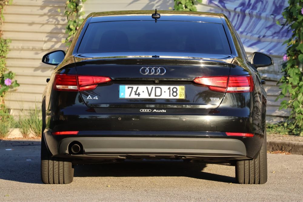 Audi A4 2018  2.0 TDI
