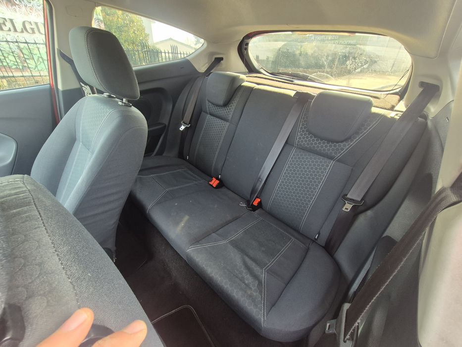 Ford fiesta 1.2i sport