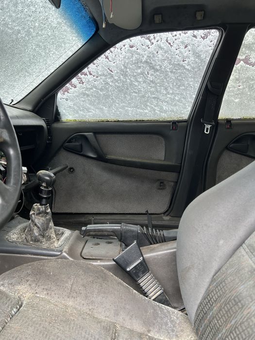 Продам Опель цілою бо по запчастинах Є Декілька варіантів