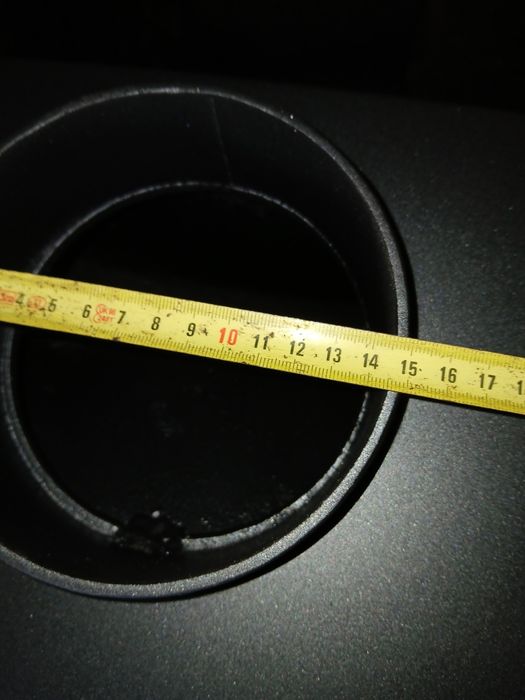 Vendo salamandra a lenha, com forno. Pouco usada, como nova.