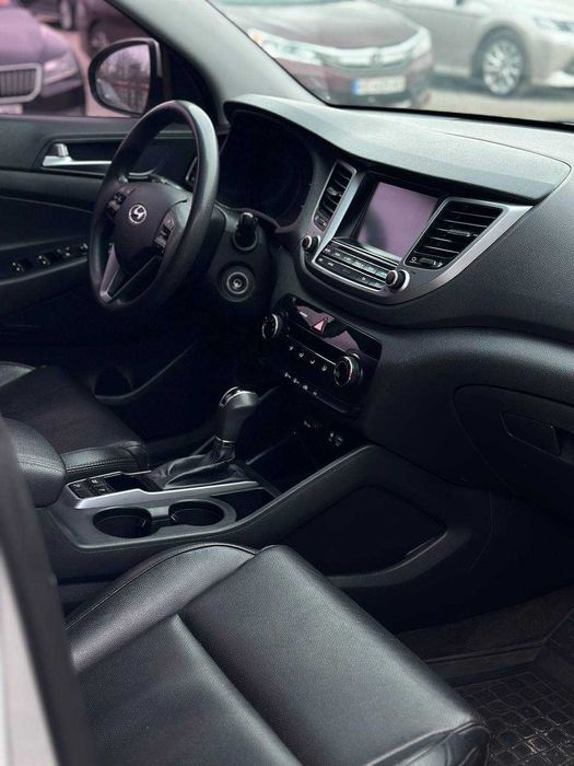 Hyundai Tucson 2015р. 2.0 дизель обмін (Перший внесок від 20%)