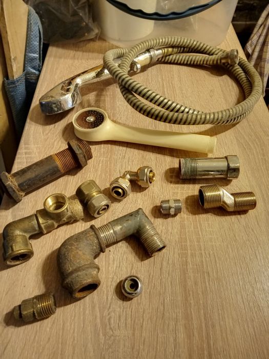 ,Комплект сантехнический.