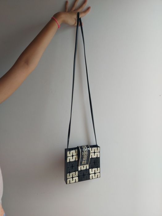 Mala Melissa Golden, nova