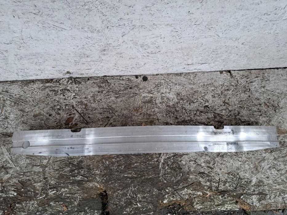 Audi a3 8p lift 2009-12 rok 8p0805594c pas przedni
