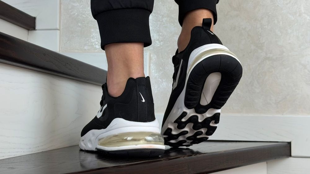 Кросівки чоловічі  Nike Air Max 270 React Кроссовки мужские