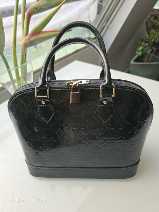Vendo 2 carteiras senhora