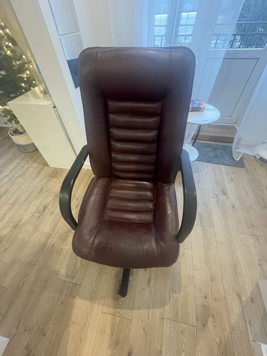 Skorzany fotel do komputera, biurka .