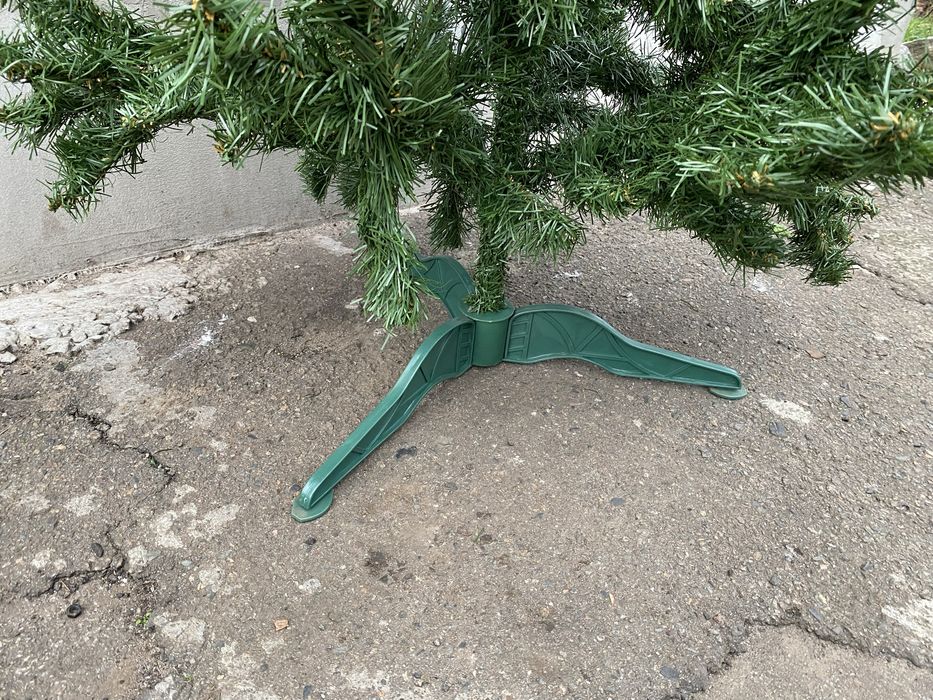 Искуственная елка ель 1.7м новогодняя