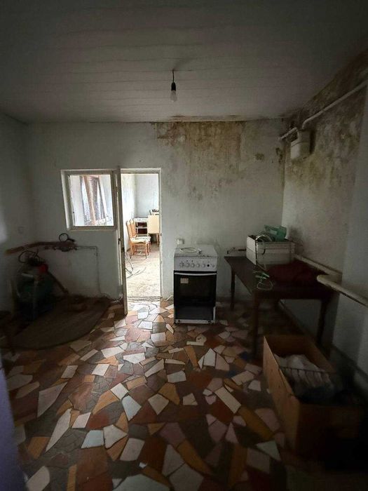 Продається комерційне приміщення над річкою Сірет, с. Панка