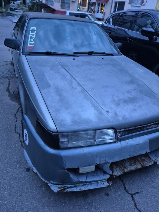 Мазда 626GD серого цвета