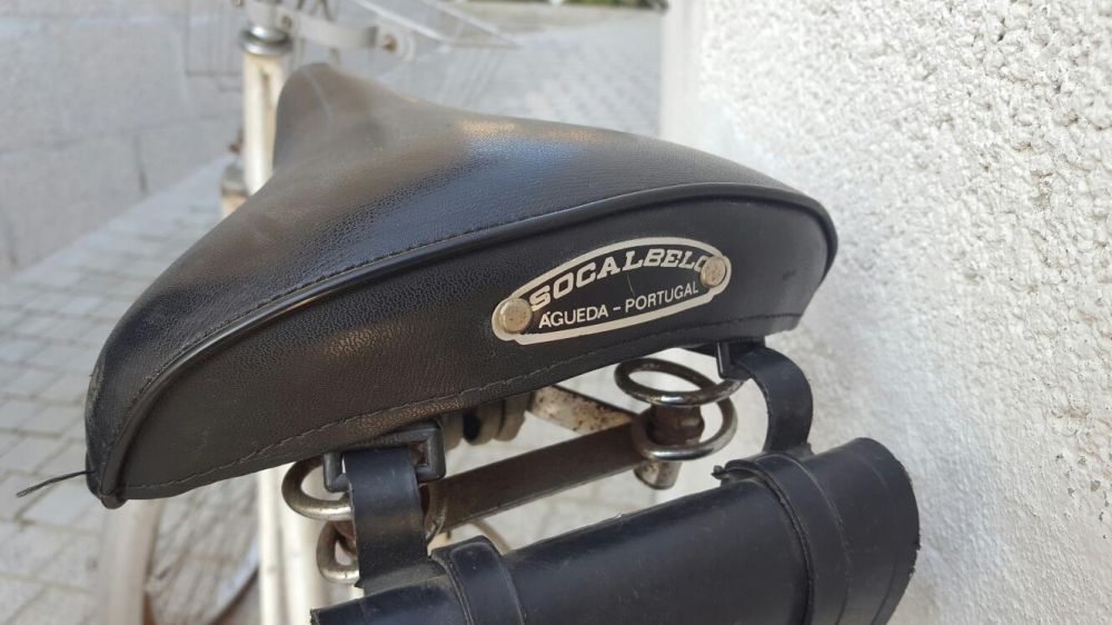 Bicicleta antiga como nova