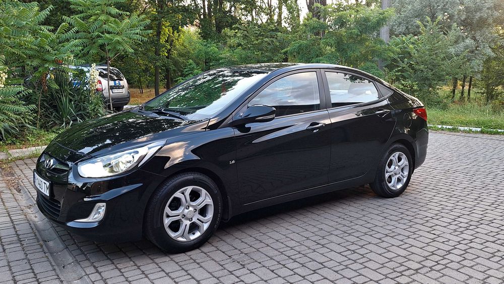 Hyundai Accent 2012г Автомат 1.6