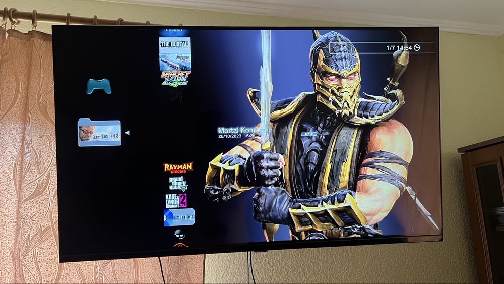 Ігрова приставка sony playstation 3 slim 320 GB +2 джойстика +25 ігор