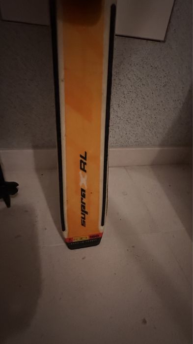 Skis de 160cm com batons