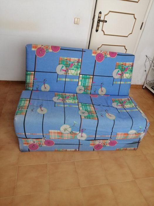 Sofá cambalhota usada