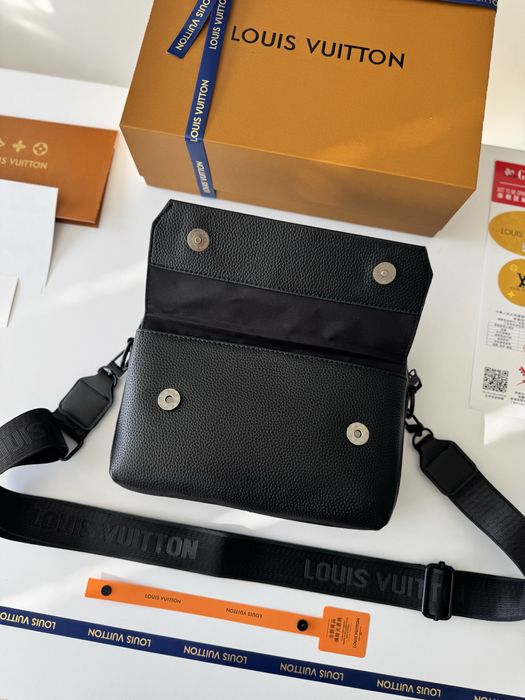 Сумка Louis Vuitton Fastline, чоловіча чорна шкіряна сумка, месенджер через плече, фастлайн луі вітон