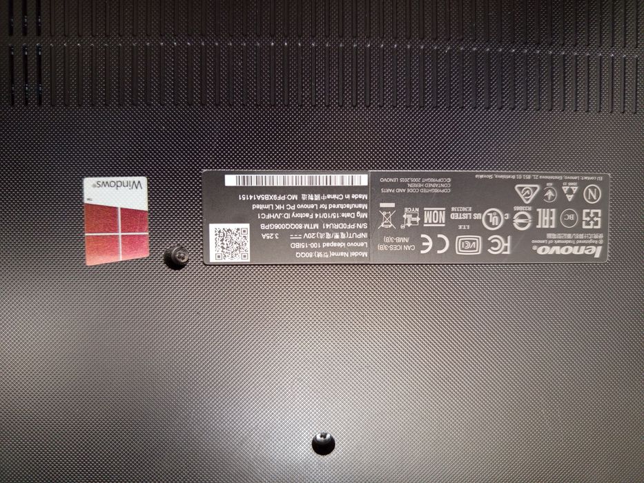 Laptop sprawny Lenovo NIE PISAĆ NA NUMER