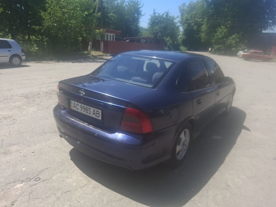 Opel Vectra B 2.0 гбо