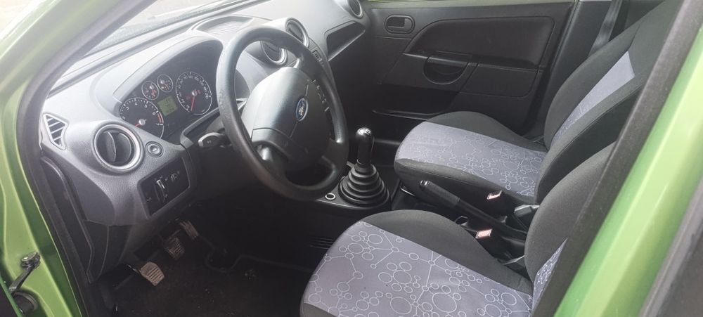 Ford fiesta 2007г