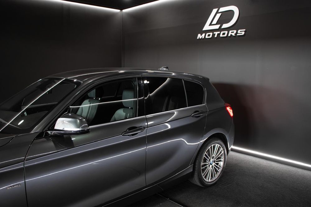 BMW 116d Urban Line 2017 Nacional ( Full Extras )