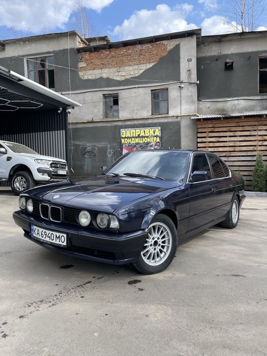 Продам  BMW e34