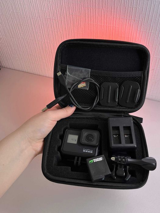 Екшн-камера GoPro Hero 7 black із зарядною станцією