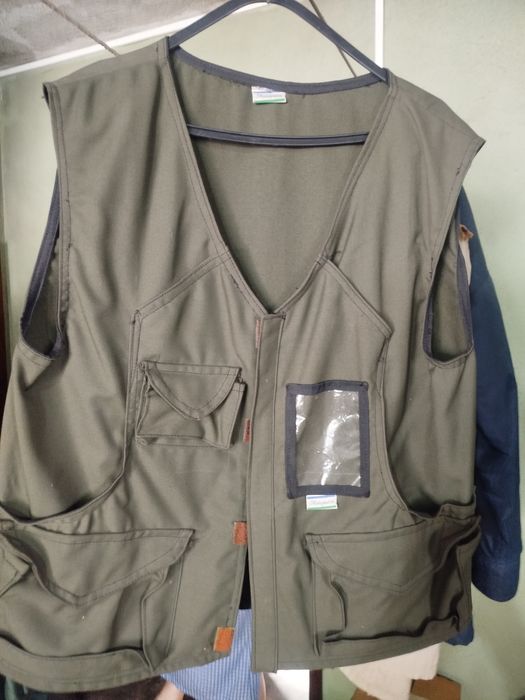 Coletes de pesca e caça