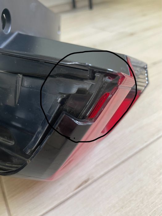 Продам задні фонарі Хонда СРВ гібрид 2021