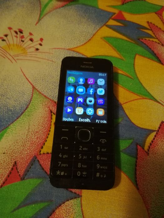 Nokia 220 Clássico