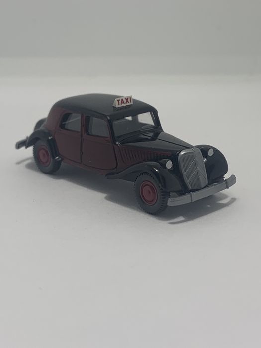 Citröen 15 SIX Táxi da Wiking escala 1/87