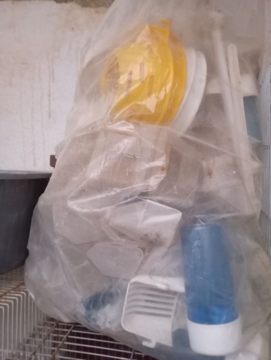 Gaiolas e viveiros para pássaros